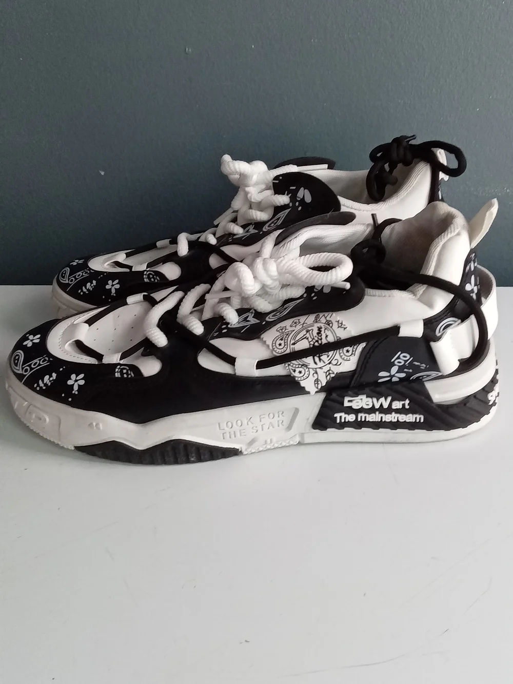 Shoes Culture Bandana Paisley‎ Low Top Sneakers Black White Streetwear Mens 41